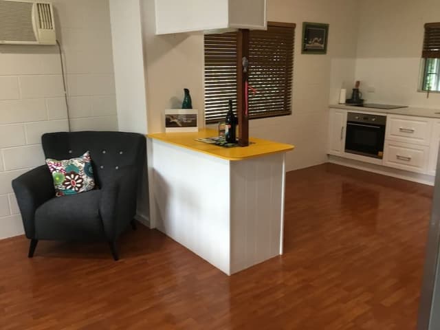 2 Bedroom Holiday Home