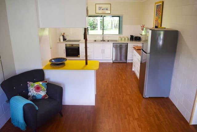 2 Bedroom Holiday Home