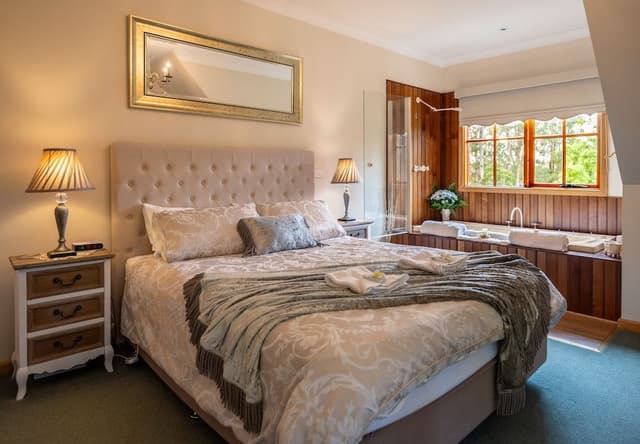 Suite (Tasman)