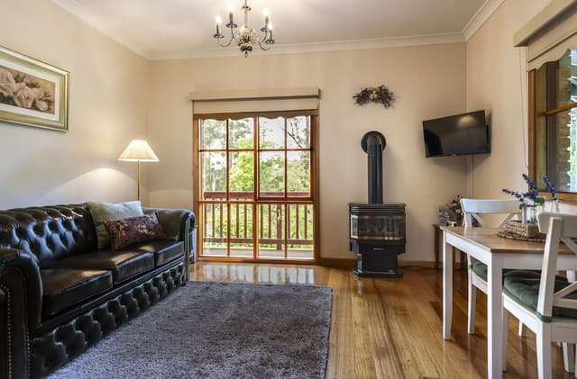 Suite (Tasman)