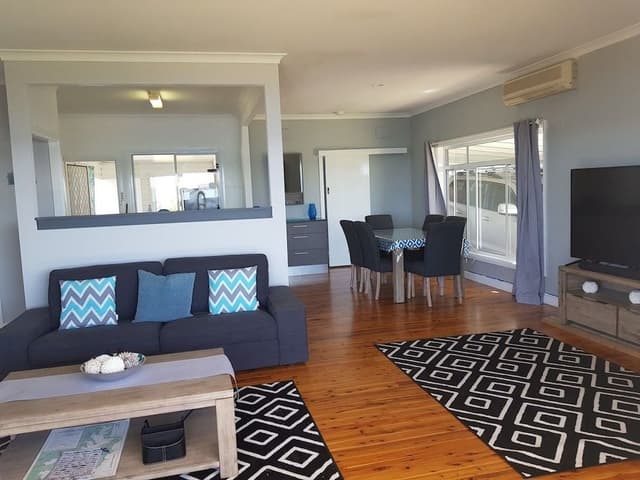 Luxury House, 3 Bedrooms, Lake View