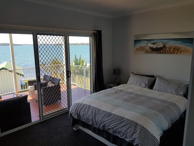 Luxury House, 3 Bedrooms, Lake View