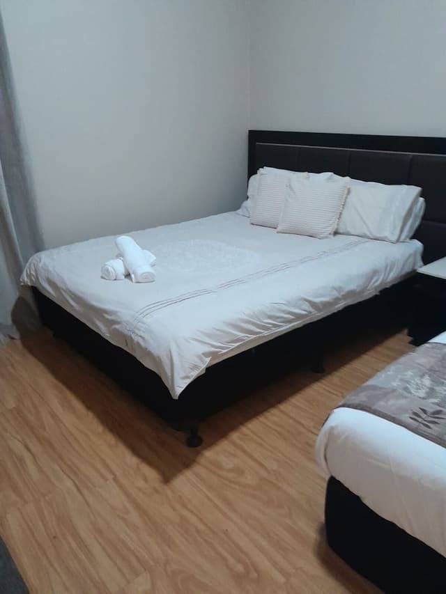 Family Room, 1 Bedroom