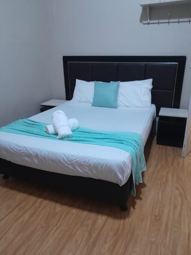 Family Room, 1 Bedroom