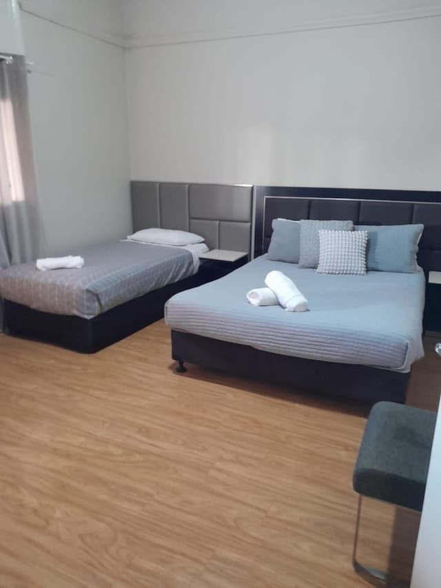 Family Room, 1 Bedroom