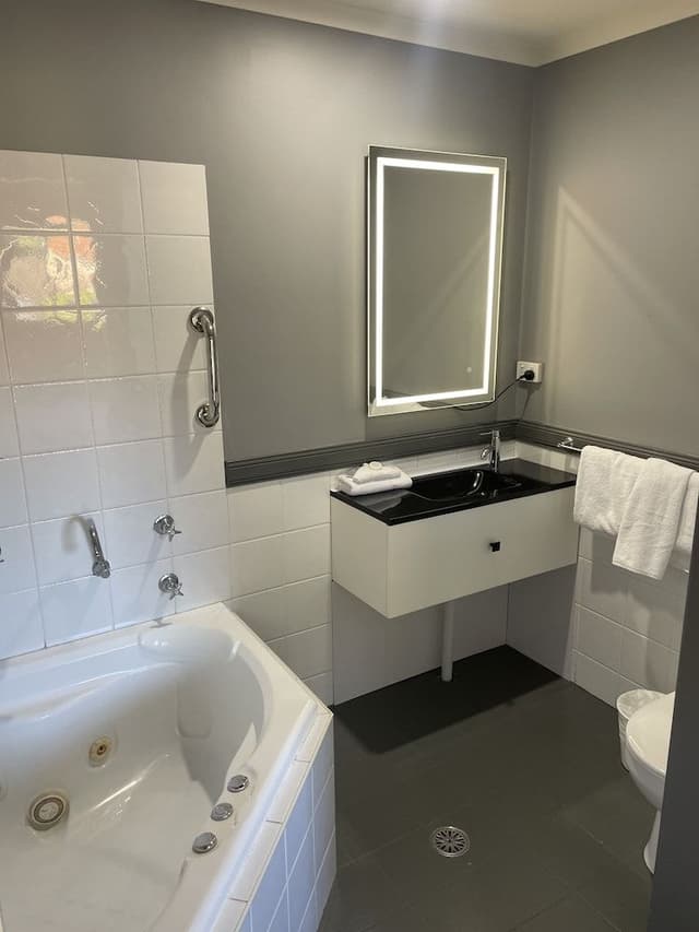 Two Bedroom Apartment Ocean View