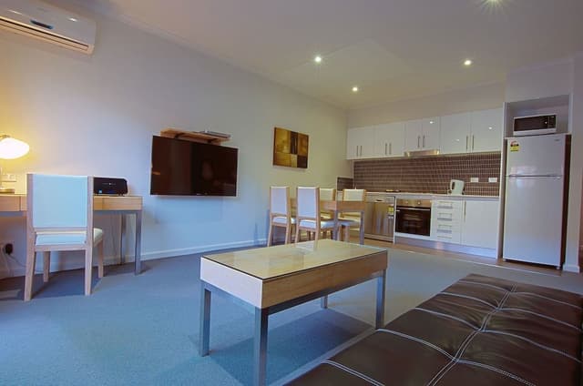One Bedroom Apartment