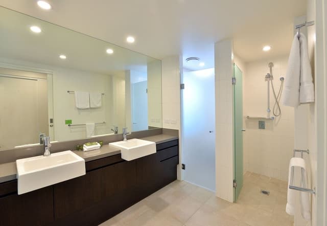 Deluxe Studio with Spa Bath