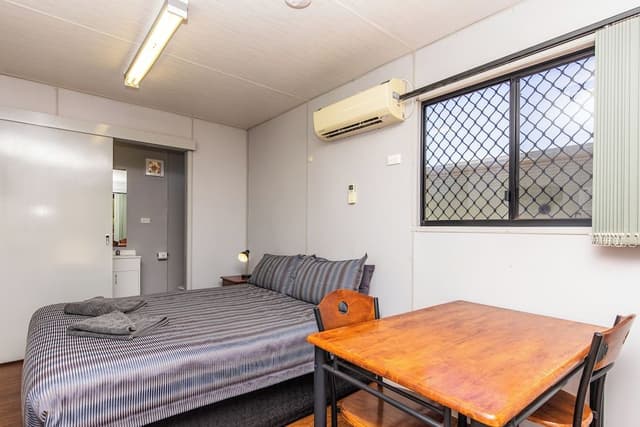 Standard Cabin