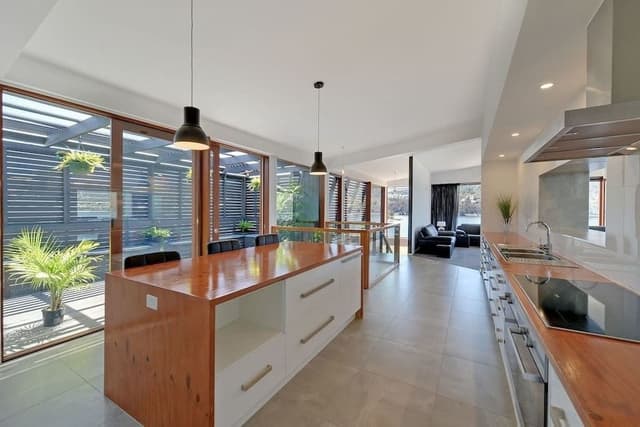 Luxury House, 7 Bedrooms, Waterfront View