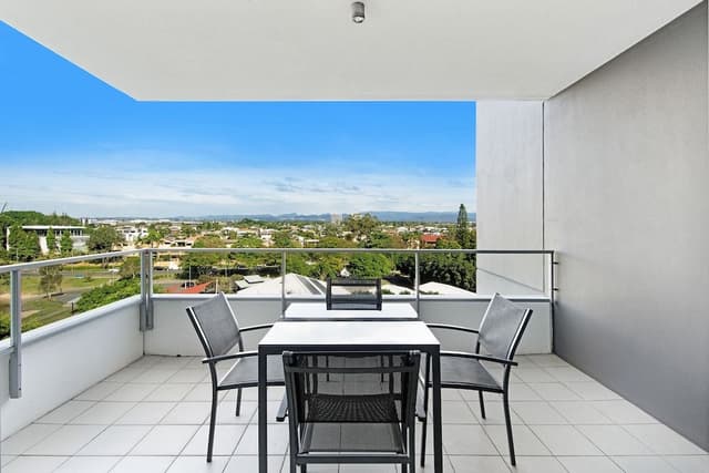 One Bedroom Apartment