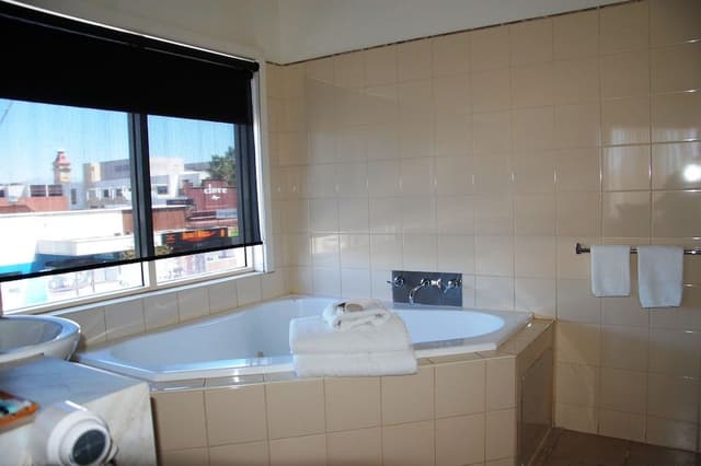 Superior Room, 1 King Bed
