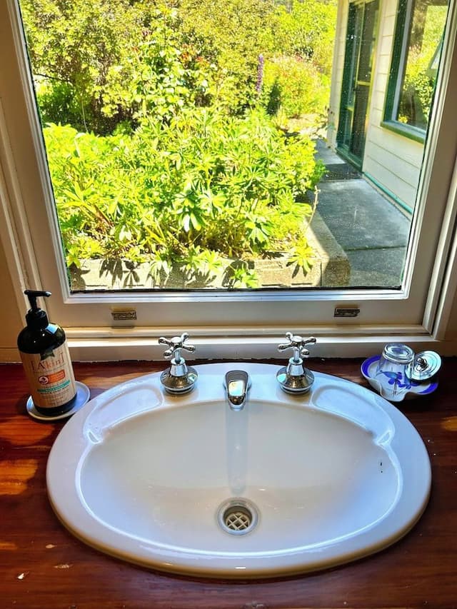 Comfort Cottage, Garden View