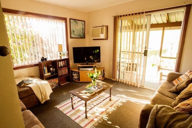 House, 2 Bedrooms, 2 Bathrooms