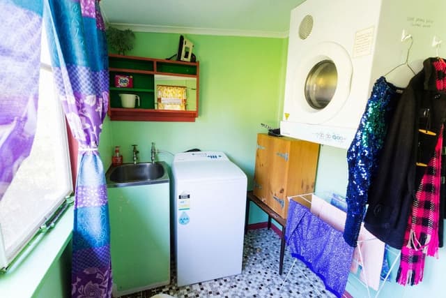 House, 2 Bedrooms, 2 Bathrooms
