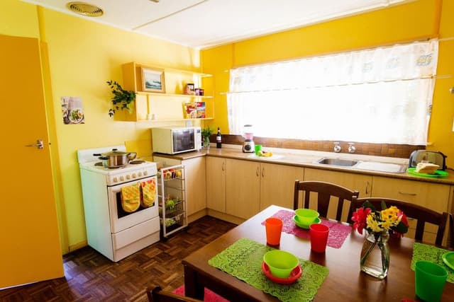 House, 2 Bedrooms, 2 Bathrooms