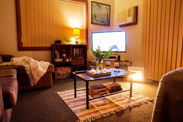 House, 2 Bedrooms, 2 Bathrooms