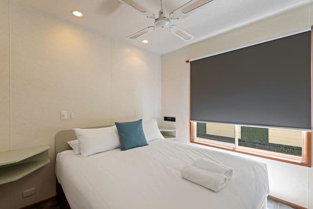 Standard 2 Bedroom Cabin - Sleeps 5