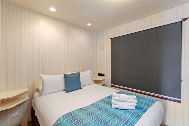 Standard 2 Bedroom Cabin - Sleeps 6