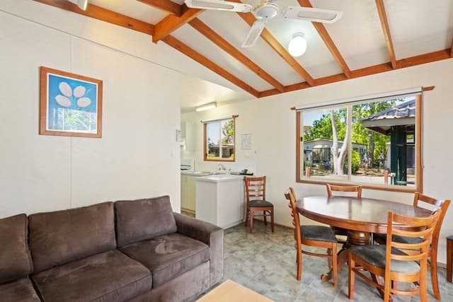 Standard 2 Bedroom Cabin - Sleeps 5