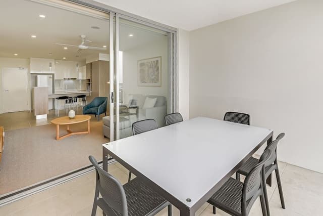 Standard Apartment, 3 Bedrooms, Lake View