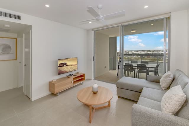 Standard Apartment, 3 Bedrooms, Lake View