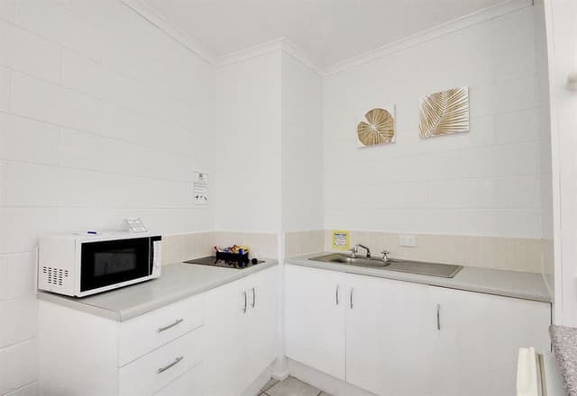 One Bedroom Apartment