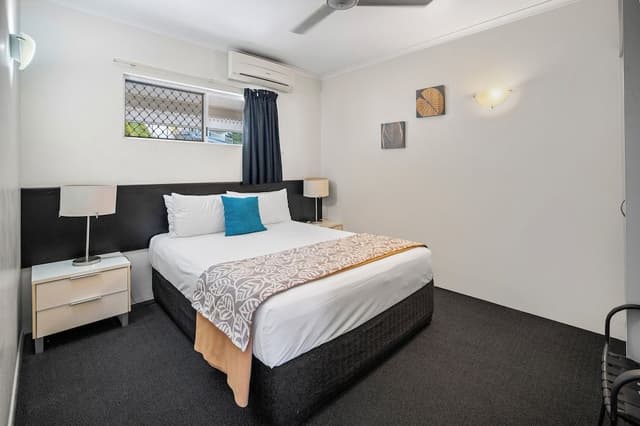 One Bedroom Apartment