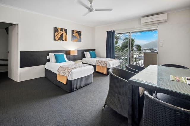 One Bedroom Apartment