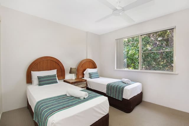 2 Bedroom Seaview Apartment