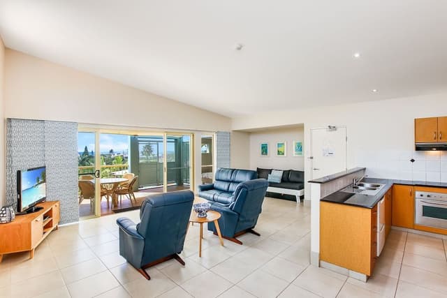 2 Bedroom Seaview Apartment