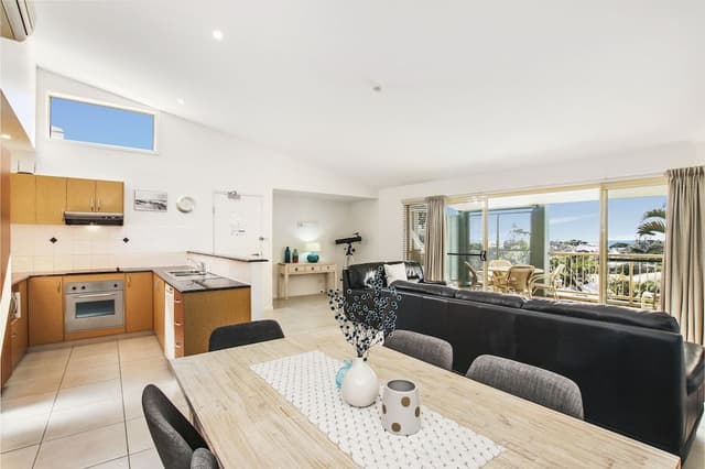 2 Bedroom Seaview Apartment