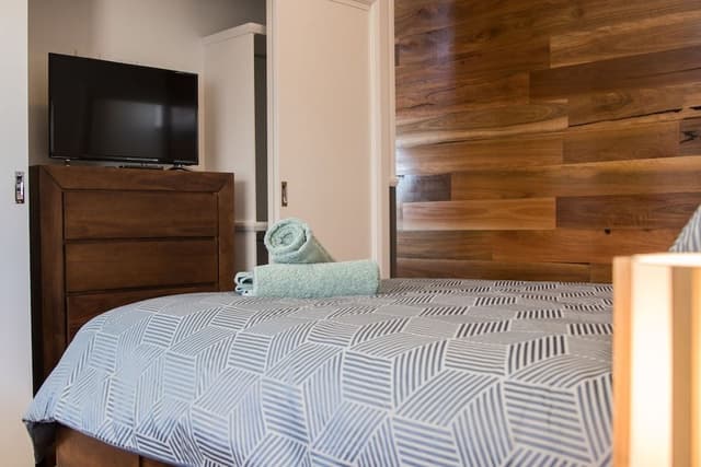Deluxe Studio Suite, 1 Queen Bed