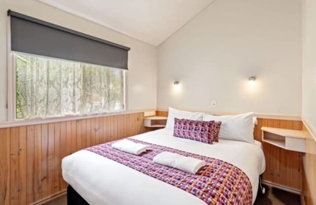 Superior 2 Bedroom Poolside Cabin
