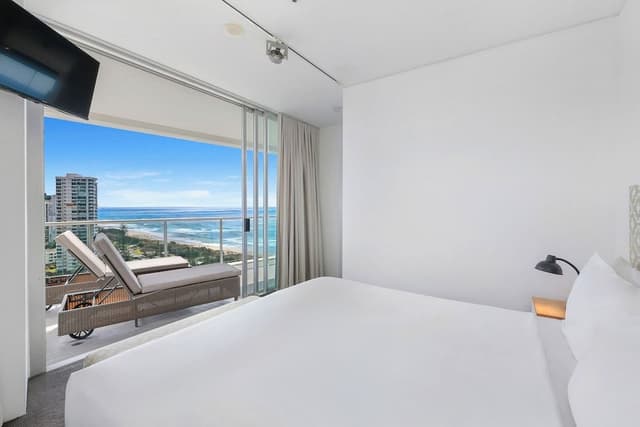Three Bedroom Ocean View Apartment