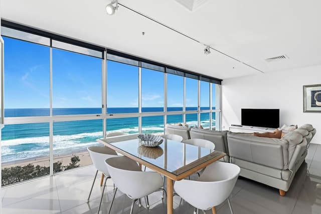Three Bedroom Ocean View Apartment