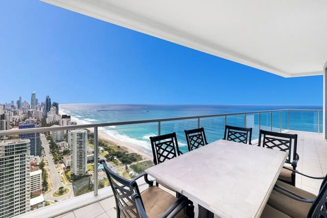 Four Bedroom Ocean View Apartment