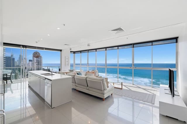 Three Bedroom Ocean View Apartment