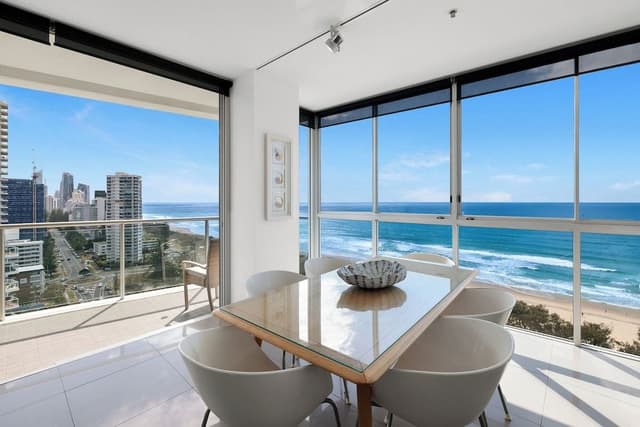 Three Bedroom Ocean View Apartment