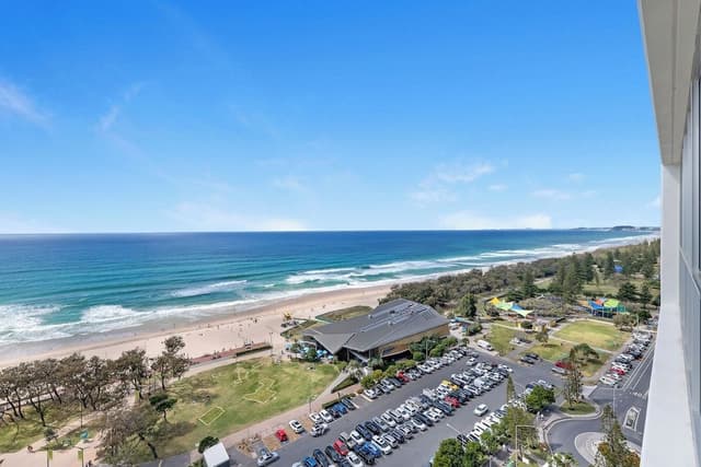 Three Bedroom Ocean View Apartment
