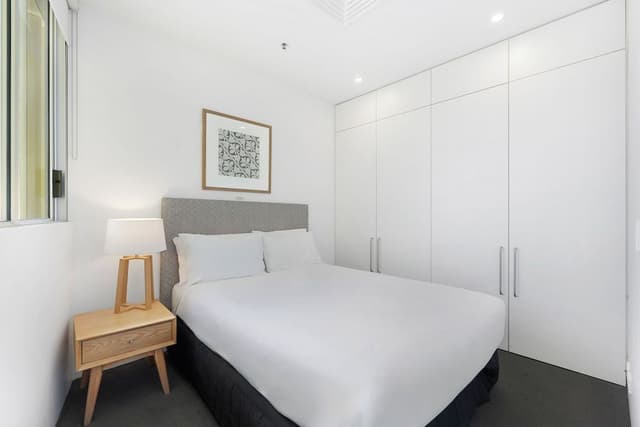 Three Bedroom Ocean View Apartment