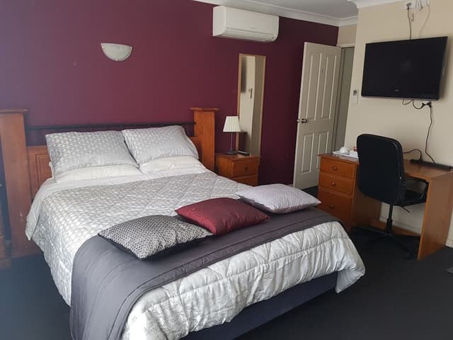 Deluxe Double Room, Ensuite (1)