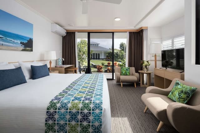 Garden View King Room