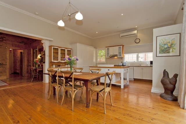 House, 2 Bedrooms