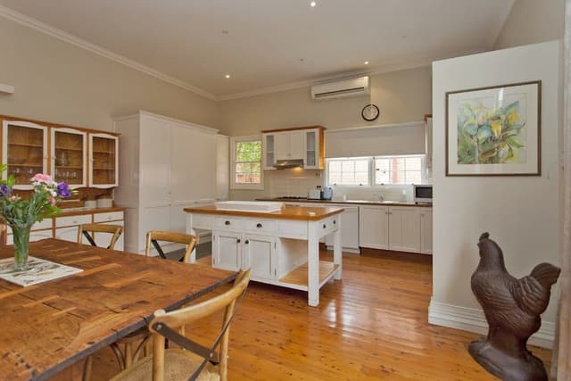House, 2 Bedrooms