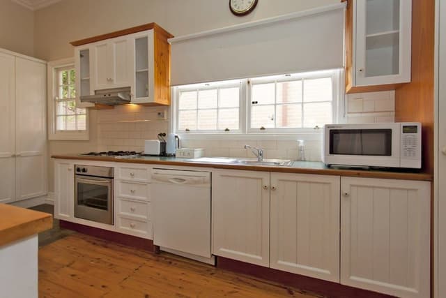House, 2 Bedrooms