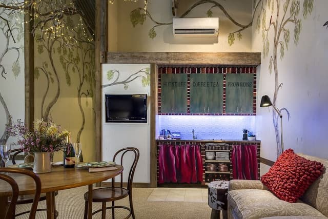 Australia Suite