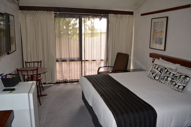 Executive King Room