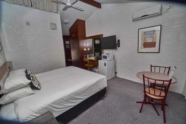 Executive King Room
