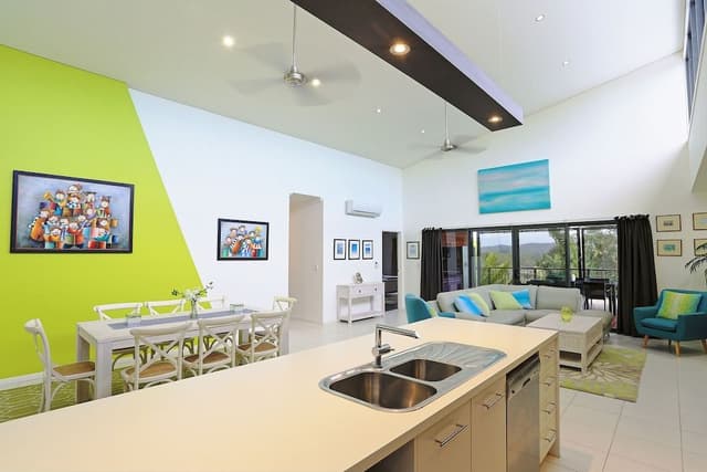 House, 4 Bedrooms